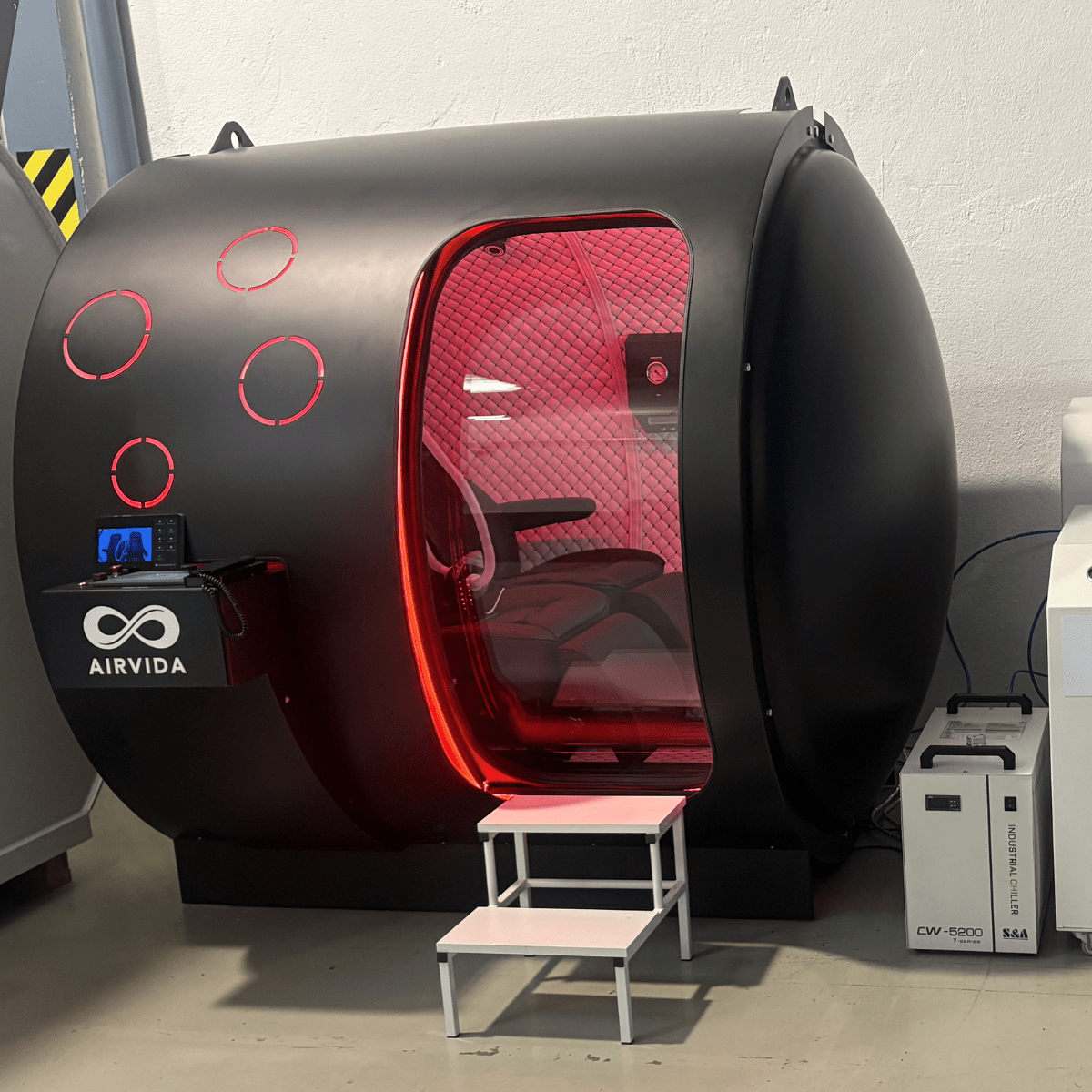 2.0 ATA Hardshell Multiplace Hyperbaric Chamber with BIBS